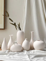 Load image into Gallery viewer, Chinese Ceramic Vase
